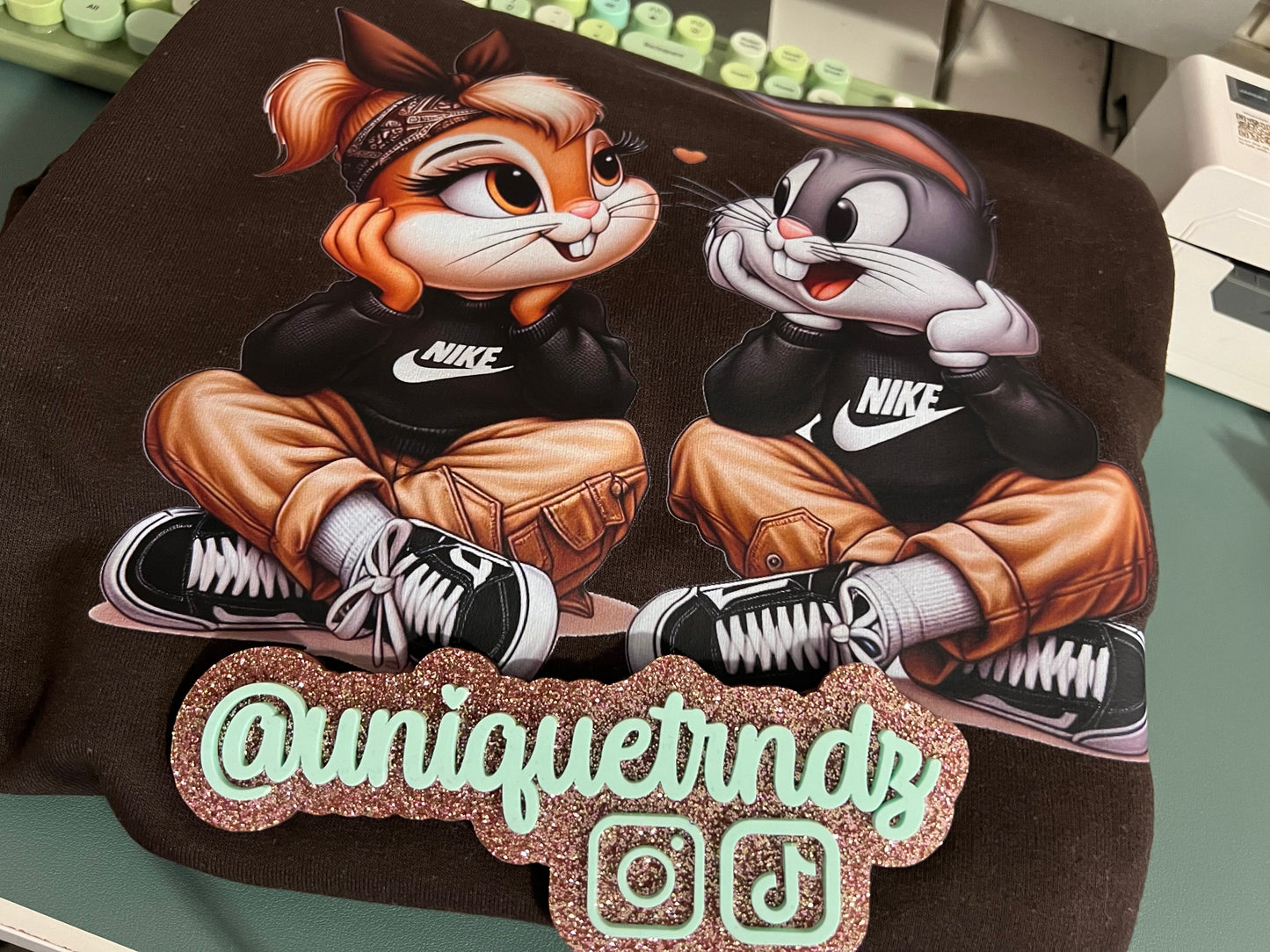 Bunny love Crewneck